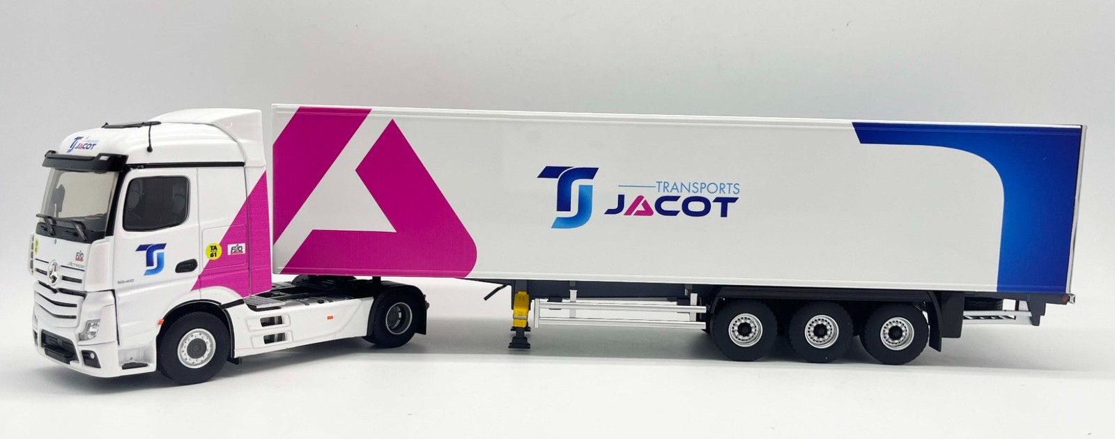 Miniature Mercedes-Benz Actros 5 JACOT Transports pour diorama 1/43