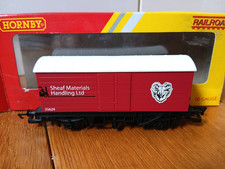 Hornby Railroad 1.76 Scale R6474 LWB Box Van Sheaf Materials LTD 25624