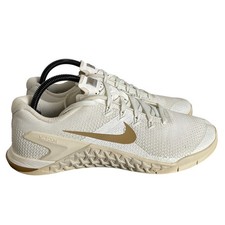 Nike Metcon 4 Womens White Metallic Gold Training Shoes AV2141-120 Size 10