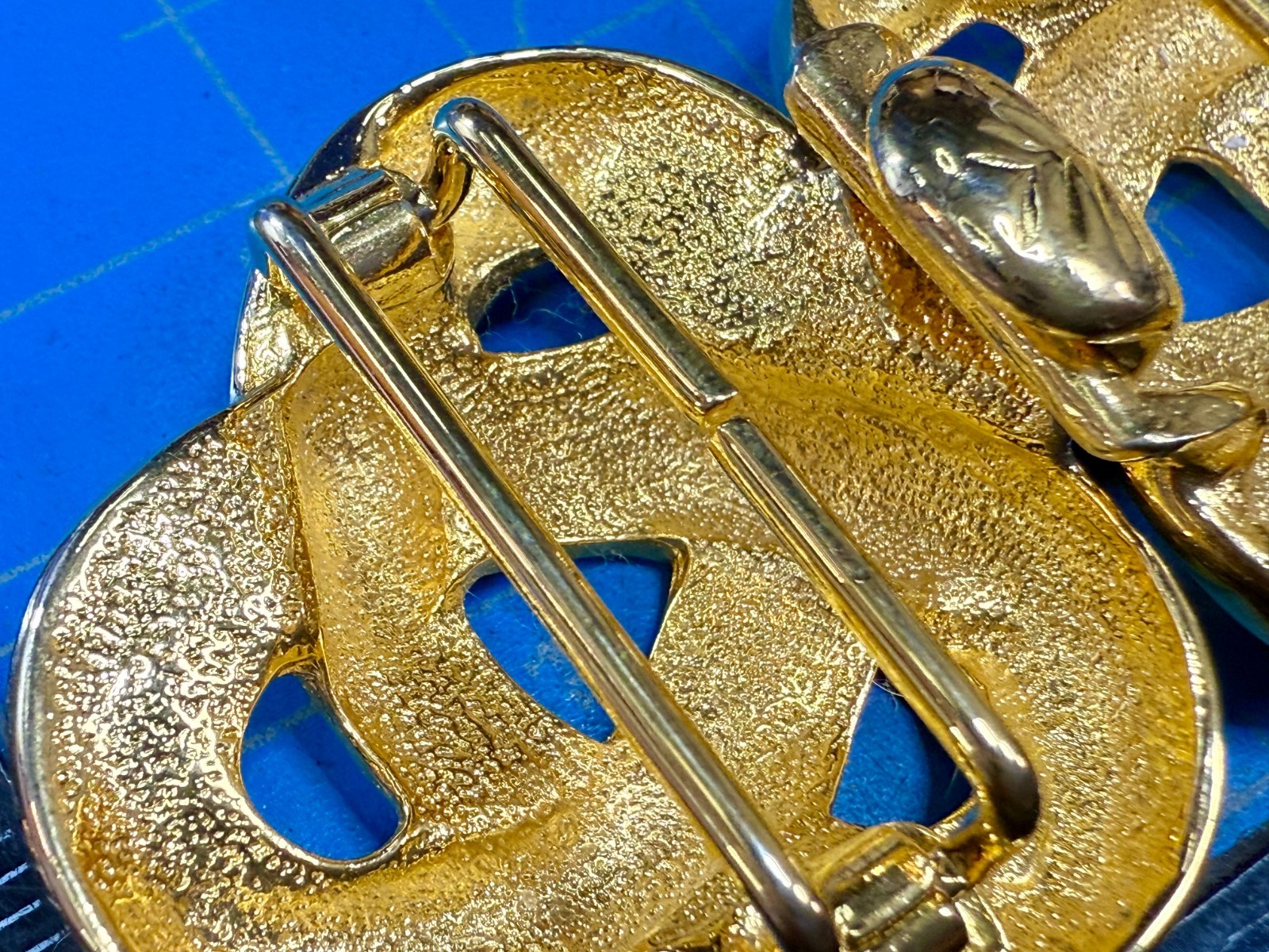 Swirl Knotted Interlocking Two Piece Vintage Gold… - image 7