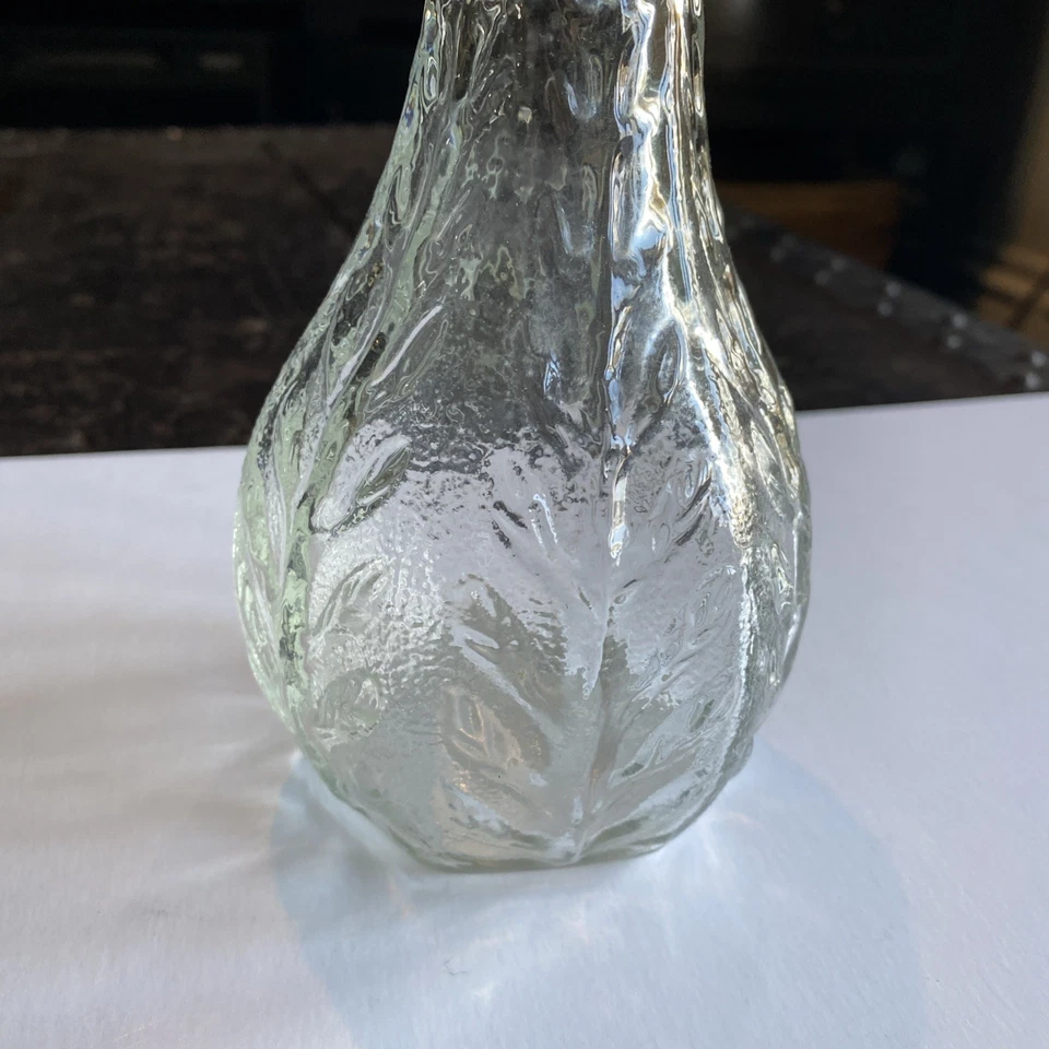 Ваза из прозрачного стекла FTD высотой 9 дюймов - ваза с дизайном из лозы - от 1978 г. - ваза FTD - Изображение 2 из 4