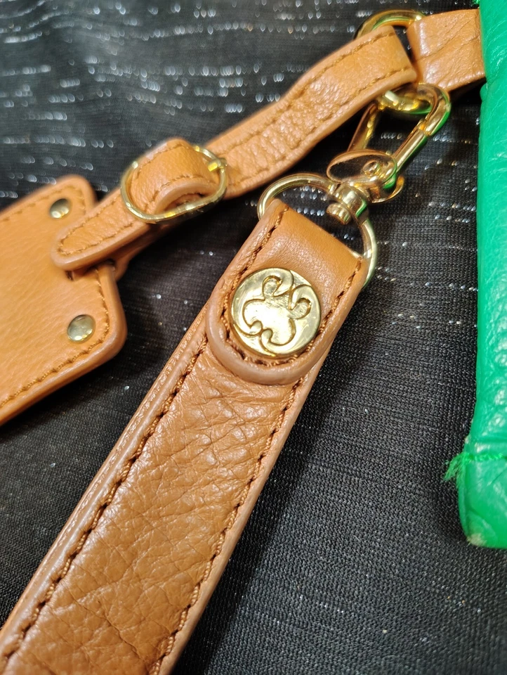 Emma Fox,绿色/棕色,真皮革,手拿包/腕带,腕带和标志标签 — 第 4/4 张图片