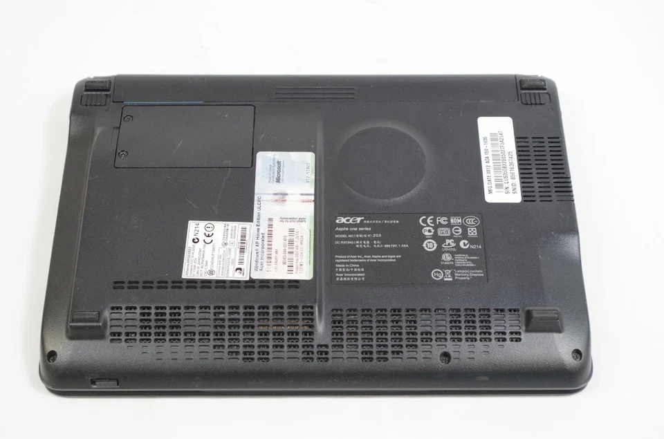 Ноутбук/нетбук Acer Aspire серии One модель ZG5 150 ГБ 1,6 ГГц Atom 1 Гб RAM стертый - Изображение 3 из 3