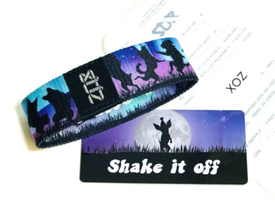 ZOX **SHAKE IT OFF** Silver Strap small NIP Wristband w/Card