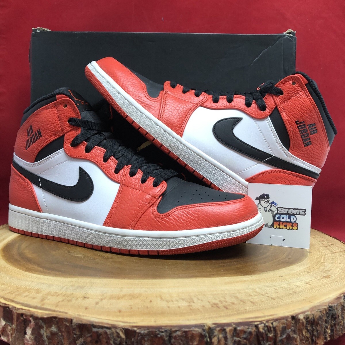 NIKE AIR JORDAN 1 RETRO I HIGH OG MAX ORANGE BLACK INFRARED BRED