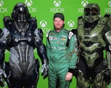 AUTOGRAPHED 2015 Dale Earnhardt Jr. #88 Halo 5 Guardians Racing MASTER CHIEF (Xb