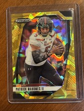 Panini 2025 Prizm Draft Picks Gold Cracked Ice Patrick Mahomes II #198 Texas Te…