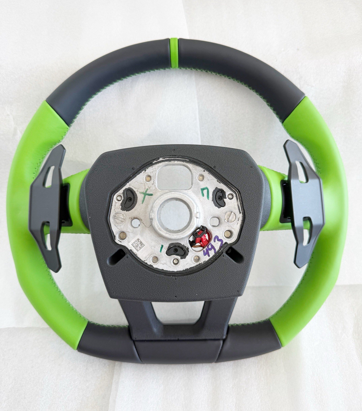 Lamborghini Urus 2026 Steering wheel Green