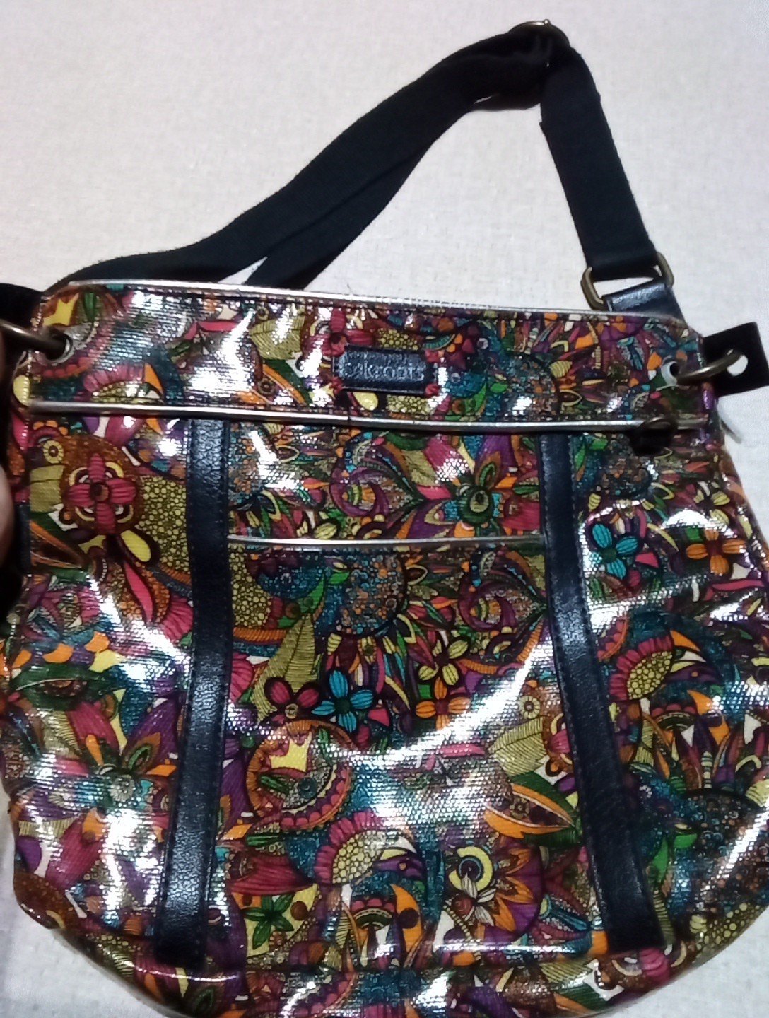 Sakroots Multicolor Vinyl Crossbody Purse, Adjustable Strap Embroidered 10