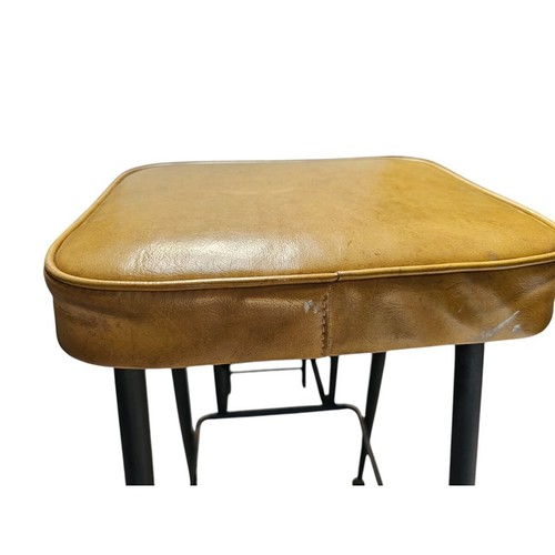 Vintage mid century kitchen step stool metal tubular vinyl fold up 🦩 - Picture 6 of 10