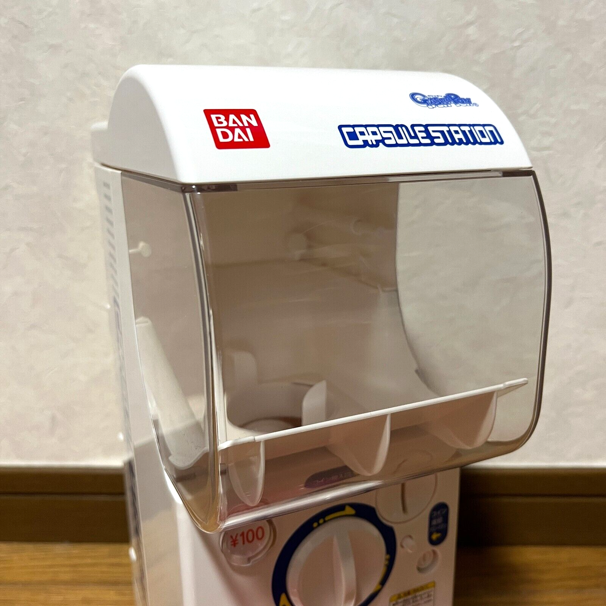 BANDAI Official Gashapon Machine Capsule Station with 10 Cupsulses