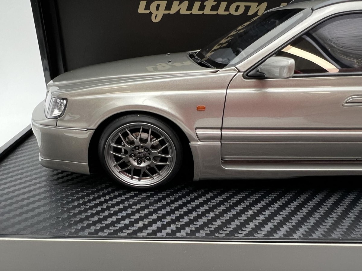 模型製作用品 ignition model 1/18 Nissan STAGEA 260RS Ignition Model 1:18 Nissan Stagea 260RS (WGNC34) in Yellow