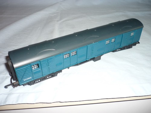 FURGONETA UTILITARIA/EQUIPAJE TRIANG OO GAUGE BR BOGIE S2355S R226 (azul ferrocarril) EN CAJA - Imagen 2 de 2