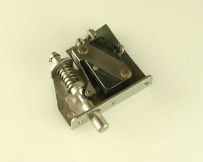 3AC5 Honeywell SWITCH, SAFETY INTERLOCK, SPDT, 15.1A, 250V