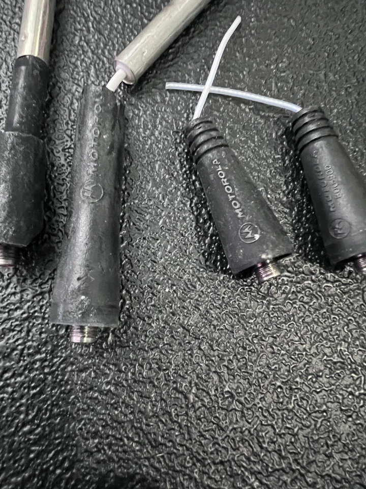 Lote de antenas walkie-talkie de rádio OEM danificadas Motorola - Imagem 2 de 2