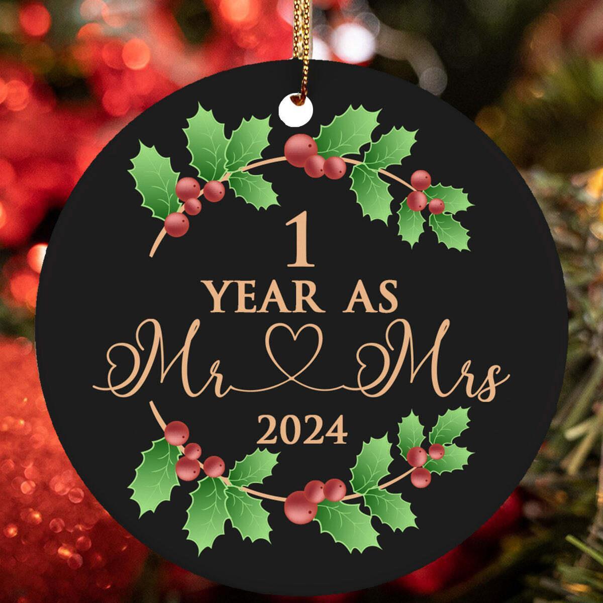 1 Years As Mr   Mrs Ornament 1st Anniversary Wreath Christmas Gift Tree Decor