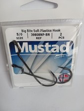 Mustad Big Bite Soft Plastics Hooks, Size 5/0...