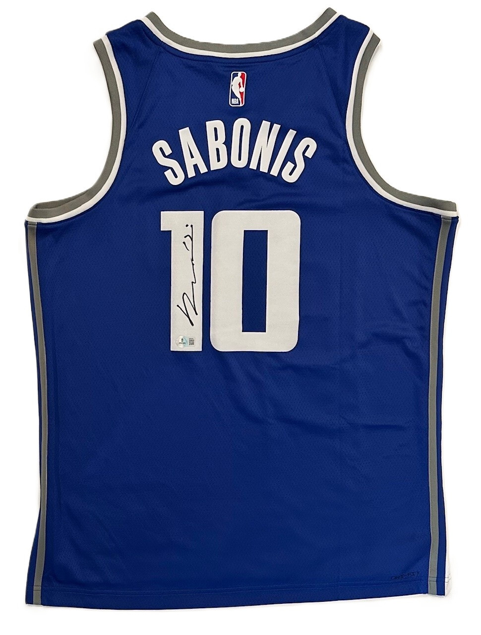 Domantas Sabonis Autographed Signed Sacramento Kings Nike Swingman Kings Jersey Beckett Hologram 