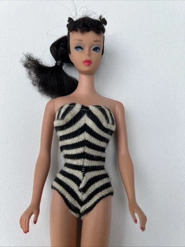 Vintage 4 Ponytail  Barbie Doll /Mattel