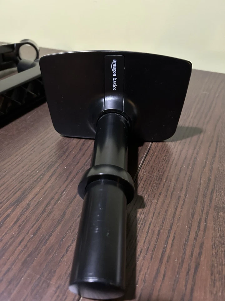 Amazon Basics verstellbarer einzelner Monitorarm WIE BESEHEN KEINE WERKZEUGE SIEHE FOTOS - Bild 3 von 4