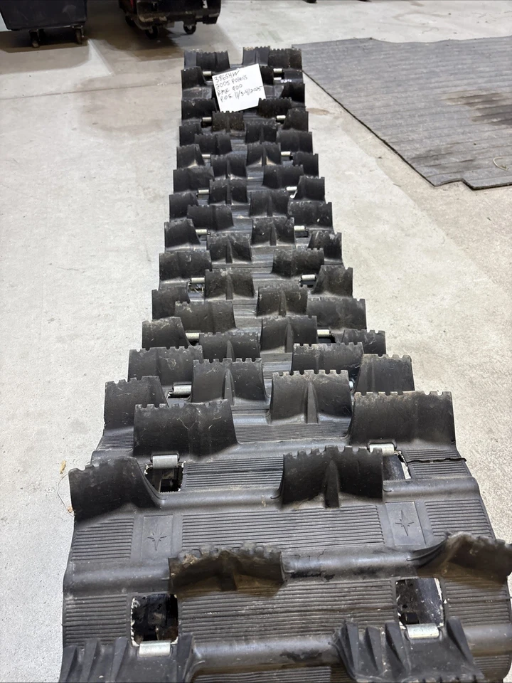 2005 Polaris RMK 900 snowmobile track 5412443 Tread 386 - Image 2 of 4