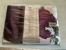 taie d'oreiller femme au foyer dunelm neuve 50x75 cm prune Elisa satin