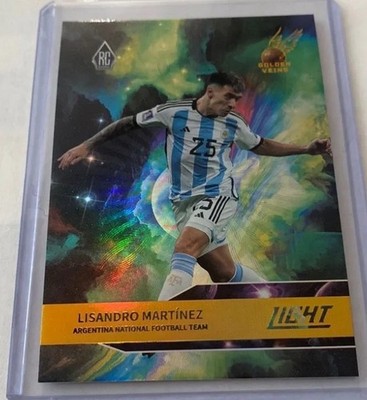Lisandro Martinez RC Case Hit SSP Golden Veins 2022 Nebula Argentina Fansmall
