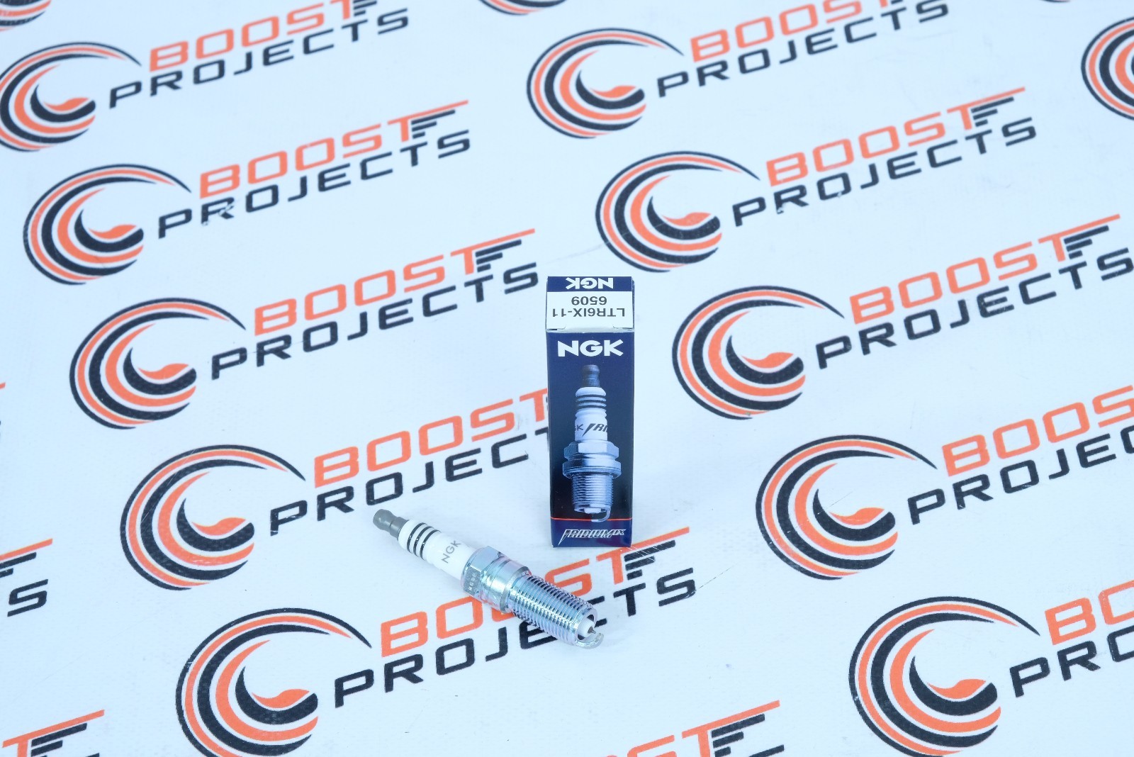 NGK Iridium IX Spark Plug HexSize 5/8 ThreadSize 14mm 6509 LTR6IX-11 Set of 8