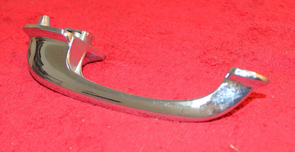 Ford Custom Deluxe Crestliner 1950 1951 convertible nuevo de colección puerta derecha manija exterior Foto 2 de 4