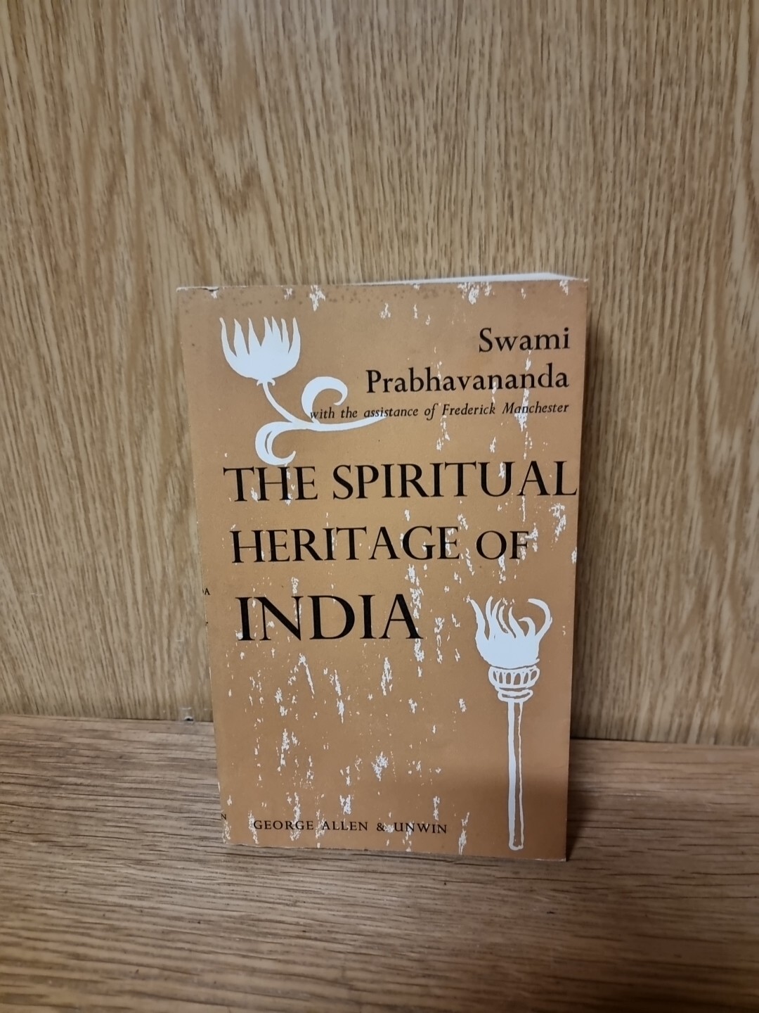 The Spiritual Heritage of India by Swami Prabhavananda, 1962 Paperback (30c)