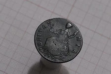 🧭 🇺🇸 USA COLONIAL EVASION HALF PENNY 1775 LOVELY SHIELD B75 #Z8246