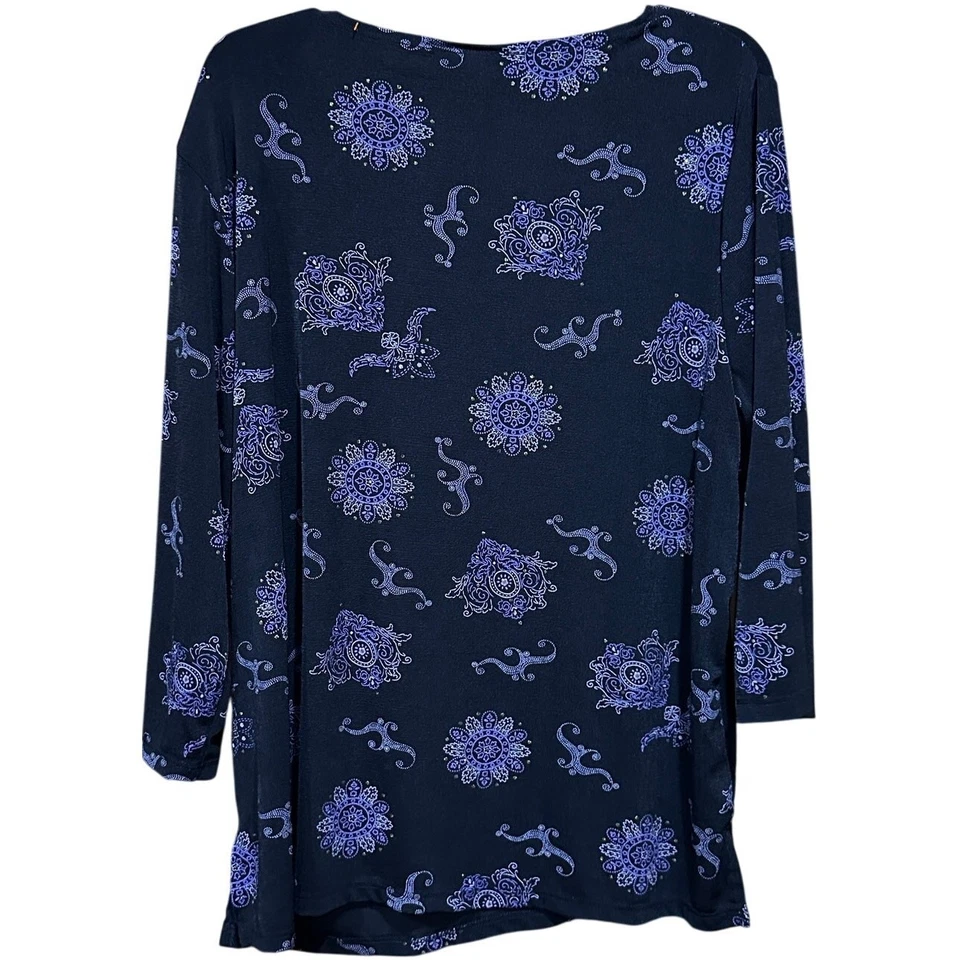 Túnica Elementz Top Feminina Plus 2X Preta Roxa Prata Celestial Fabricada nos EUA - Imagem 3 de 4