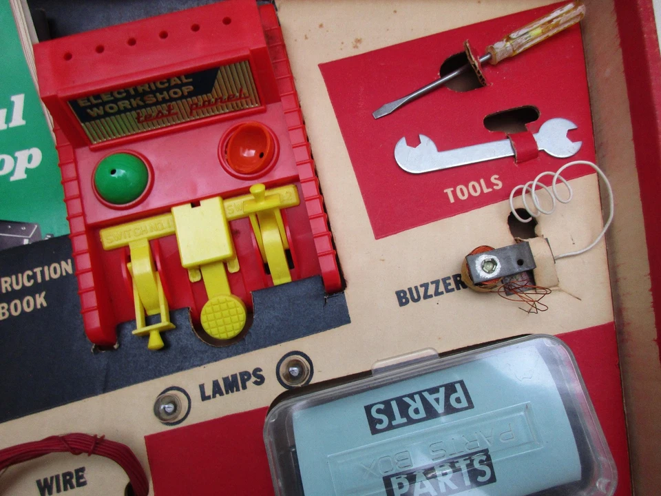 REMCO Electrocraft Iniciantes OFICINA ELÉTRICA estilo #405 Não Usado e COMPLETO - Imagem 4 de 4