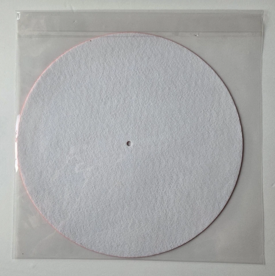 WEEN - Alfombra roja God Ween Satan nueva logotipo boognish oficial 2018 Foto 2 de 2