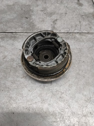 USED OEM HONDA FRONT BRAKE PANEL (45010-116-670) 1973-1976 XR75