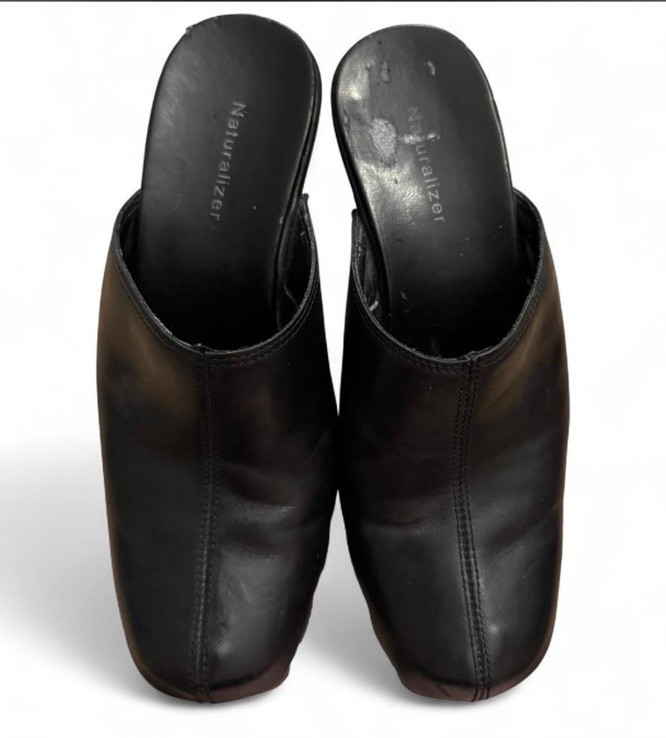 Naturalizer Black Leather Mule Wedge Heels Square Toe Slip On Studded 7