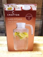 New Crofton Glass Pitcher W/Lid 1.95qt.