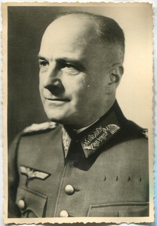 GERMAN WWII ARCHIVE PHOTO: WEHRMACHT GENERAL NAME ON REVERSE 82mm x 122mm