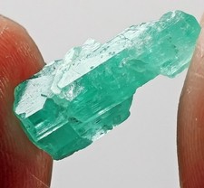 3.8Ct Paraiba Blue Green Emerald Vanadium Beryl Facet Rough Specimen YMDb180