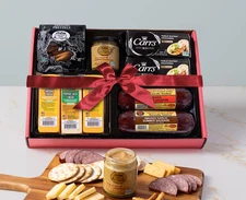 Wisconsin's Best - Deluxe Cheddar Cheese, Party Sausage & Cracker 