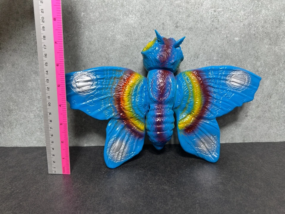 Bullmark 1992 Mothra 12" Godzilla Sofubi Kaiju Vinyl Figure With tag - Image 2 of 4