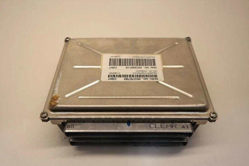 Módulo de control electrónico Oldsmobile Intrigue ECM 2000 Foto 4 de 4