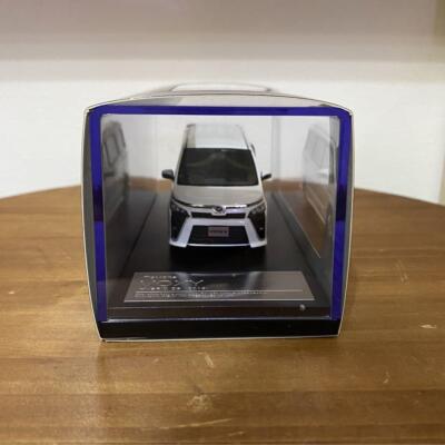 ハイ・ストーリー トヨタ VOXY(ヴォクシー) ミニカー 1/43 ホワイト ハイ・ストーリー トヨタ VOXY(ヴォクシー) ミニカー 1/43