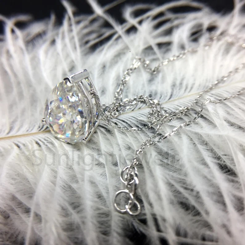 РЕДКИЙ кулон-солитер с белым бриллиантом в форме груши 4,60 карата из серебра 925 пробы - Изображение 4 из 4