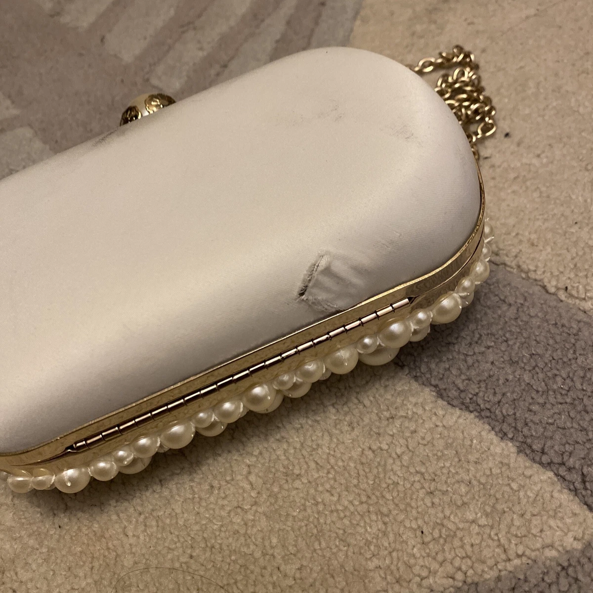 Elizabeth Pearl Gold Clutch Bag - SWAVO