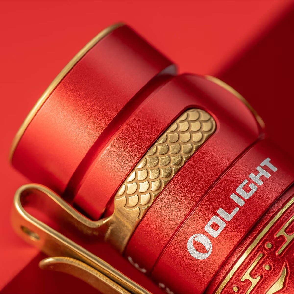 Olight Baton 3 Premium Dragon & Phoenix Special Limited Edition