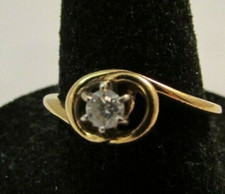 Vintage WS 14 K Yellow Gold Round Diamond Solitaire Ring Size 6 1/2