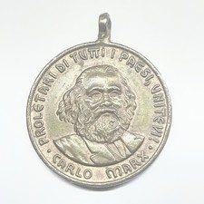 Medaglia Karl Marx, Proletari di tutti I Paesi unitevi!