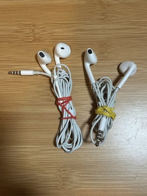 (2)Apple Earpods OEM - iPhone 6 or older Wired AUX audio Cable Earbud Headphones
