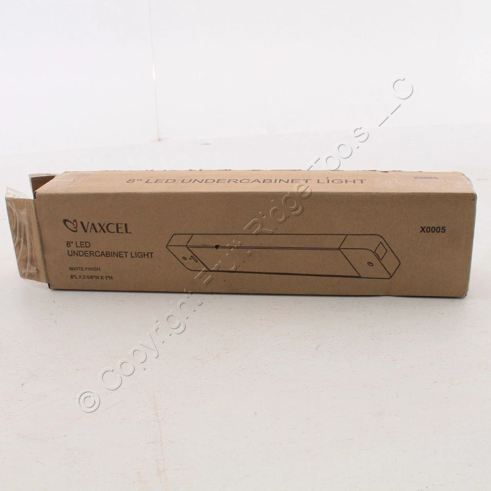 Luz LED de movimiento debajo del gabinete Vaxcel Instalux X0005 blanca 8"x2,75"x1" 5W 3000K Foto 4 de 4
